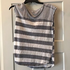 Athleta shirt